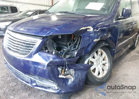 2015 Chrysler Town & Country Touring из США, поврежденный, VIN 2C4RC1BG8FR608555